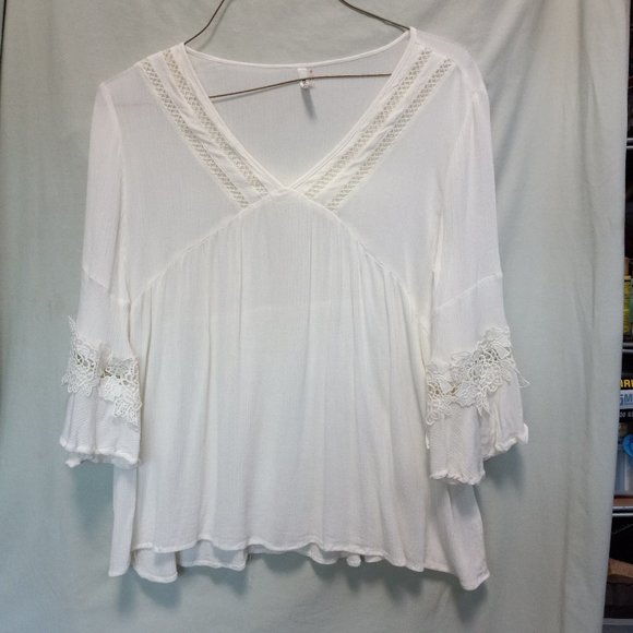 White Crepe Asymmetrical Embroidered Fluttery Top Medium (T-273) - Picture 2 of 11